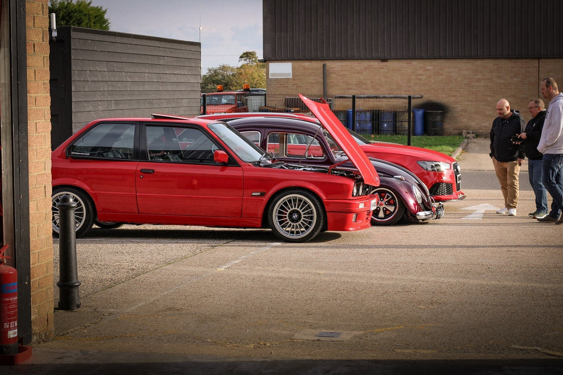 Our First “Kaffee & Kolben” – Coffee & Pistons at Fuel & Fable